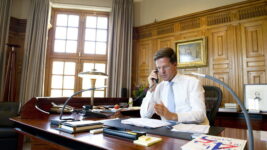 Mark Rutte hafnar hugmyndum um sjálfstæðar varnir Evrópu Mark Rutte hafnar hugmyndum um sjálfstæðar varnir Evrópu