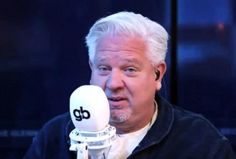 Apple fjarlægði öll hlaðvörp Glenn Beck af iTunes fyrir þátt hans um