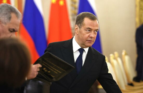 Dmitrij-Medvedev-1.jpg