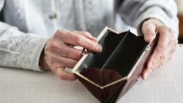 Könnun: Meirihluti segir lífskjör sín ekki hafa batnað í tíð núverandi ríkisstjórnar Könnun: Meirihluti segir lífskjör sín ekki hafa batnað í tíð núverandi ríkisstjórnar