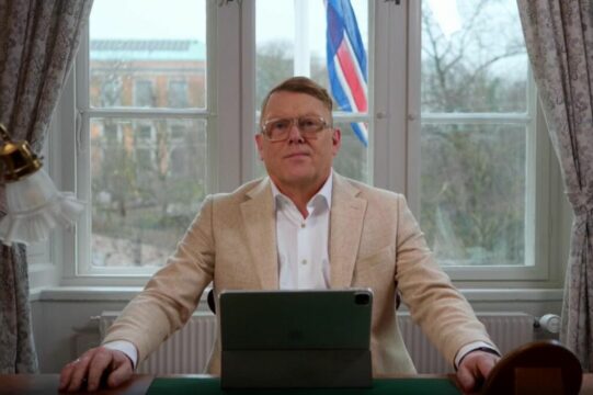 Jon-Gnarr-forseti.jpg