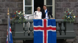 Könnun: Mikill meirihluti telur að maki forseta Íslands eigi að þiggja heimboð Melaniu Trump Könnun: Mikill meirihluti telur að maki forseta Íslands eigi að þiggja heimboð Melaniu Trump