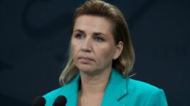 Mette Frederiksen boðar til kosninga í Danmörku 24. mars Mette Frederiksen boðar til kosninga í Danmörku 24. mars