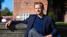 Rannsaka misnotkun erlendra glæpahópa á danska kerfinu Rannsaka misnotkun erlendra glæpahópa á danska kerfinu