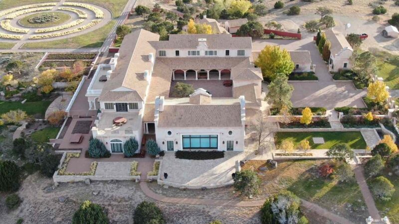 Rannsókn: Hvað aðhafðist Jeffrey Epstein á búgarði sínum í Nýju-Mexíkó?