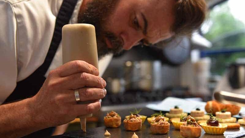 Frönsk stjórnvöld vilja breyta mataræði Frakka í nafni loftslagsmarkmiða Frönsk stjórnvöld vilja breyta mataræði Frakka í nafni loftslagsmarkmiða