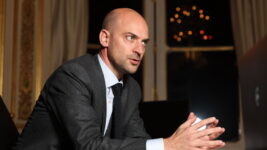 Frakkar vilja að Evrópusambandið tali beint við Rússa Frakkar vilja að Evrópusambandið tali beint við Rússa