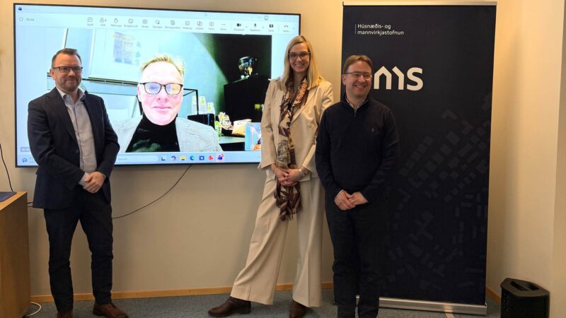 Samkomulag um húsnæðisuppbyggingu á landsbyggðinni undirritað Samkomulag um húsnæðisuppbyggingu á landsbyggðinni undirritað