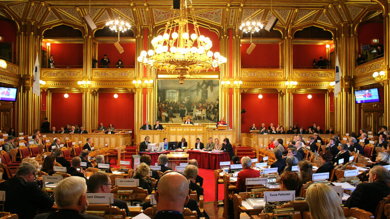 Norska Stórþingið ætlar að fella niður markmið um kolefnishlutleysi 2030 Norska Stórþingið ætlar að fella niður markmið um kolefnishlutleysi 2030