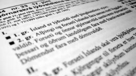 Könnun: Meirihluti hefur ekki lesið stjórnarskrá íslenska lýðveldisins