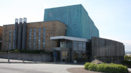 Njála flutt í tali og tónum í Salnum í Kópavogi