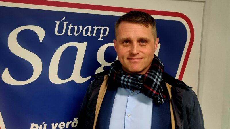 Upptaka evru myndi ekki leysa efnahagsvandann Upptaka evru myndi ekki leysa efnahagsvandann