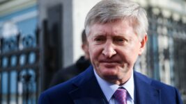 Náinn samstarfsmaður Zelensky kaupir eina dýrustu íbúð heims í Mónakó og risasnekkju