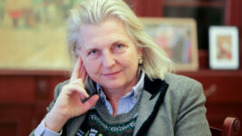 Segir ESB íhuga þrýsting gegn Ungverjalandi