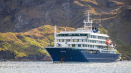 Þrír látnir á skemmtiferðaskipi á leið til Íslands