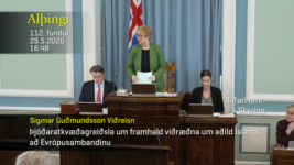 Þingsályktunartillaga um þjóðaratkvæðagreiðslu samþykkt