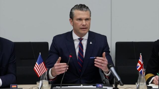 hegseth.jpg