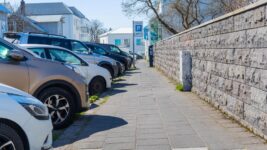 Borgin endurskoðar bílastæðamálin í miðborginni Borgin endurskoðar bílastæðamálin í miðborginni