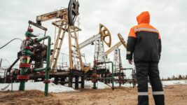 Rússar styrkja stöðu sína á indverskum olíumarkaði