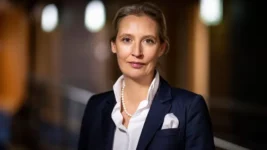 Weidel segir stafræna evru ógna frelsi og eignarétti almennings Weidel segir stafræna evru ógna frelsi og eignarétti almennings