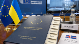 Úkraína kíkir utanríkismálapakka ESB. Úkraína kíkir utanríkismálapakka ESB.