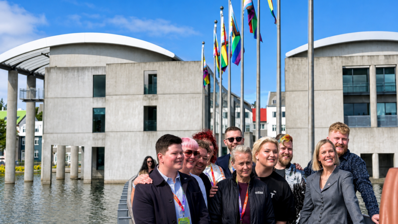 Hinsegin dagar hófust í dag með formlegri setningu við Iðnó Hinsegin dagar hófust í dag með formlegri setningu við Iðnó