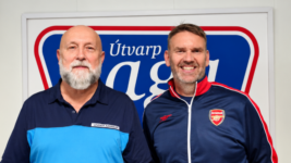 Dímon stefnir á toppinn eftir 3 deildarhækkanir Dímon stefnir á toppinn eftir 3 deildarhækkanir