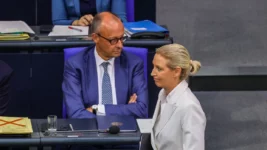 Weidel við Merz: „Tími þinn er liðinn“ – AfD mælist með 45% í Austur-Þýskalandi Weidel við Merz: „Tími þinn er liðinn“ – AfD mælist með 45% í Austur-Þýskalandi