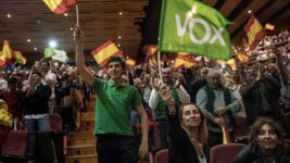 Vox vill gjörbreyta stefnu Spánar og stefnir á ráðherrastóla eftir kosningarnar Vox vill gjörbreyta stefnu Spánar og stefnir á ráðherrastóla eftir kosningarnar