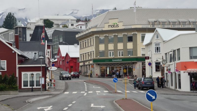 Rannsaka andlát konu á Akureyri – einn í haldi