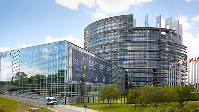 Evrópuþingið vill takmarka notkun gervigreindar á höfundarvörðu efni