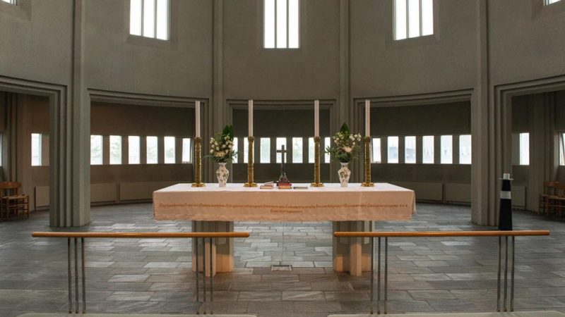 Almenningi boðið að vera við útför Davíðs Oddssonar