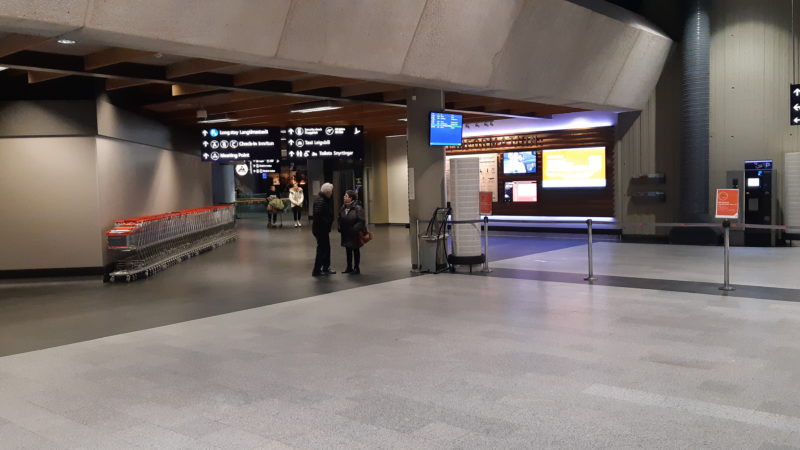 Þjófum vísað úr landi Þjófum vísað úr landi