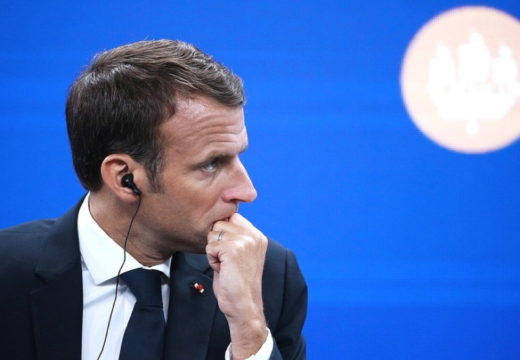 macron-4.jpg